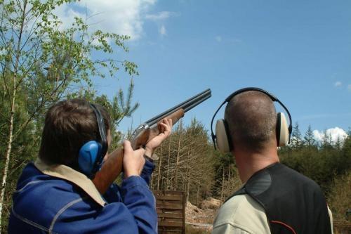 Clay Pigeon shooting (25 shots) – with private transfer