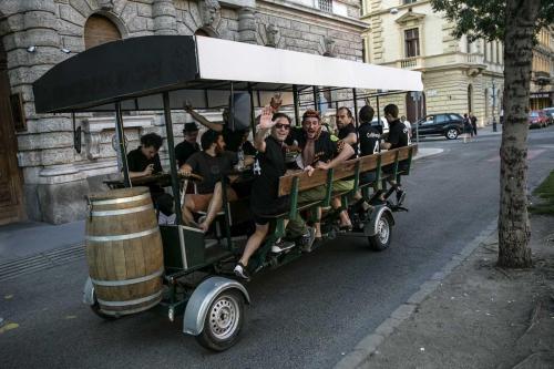 Private Beerbike tour 1,5 hours 20 liters of beer